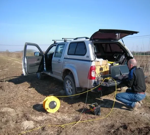 Seismic Tomography Surveying in Ennis